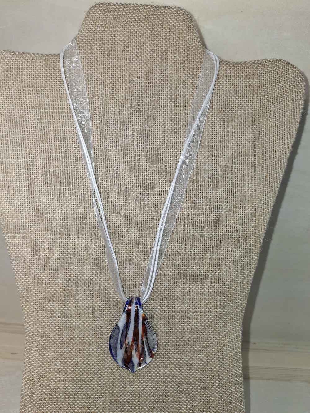 Murano-Style Glass Pendant Necklace in Blue & White
